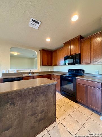 7027 Fisherman Sky, San Antonio, TX 78244