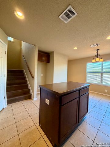 7027 Fisherman Sky, San Antonio, TX 78244