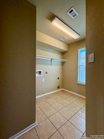 7027 Fisherman Sky, San Antonio, TX 78244