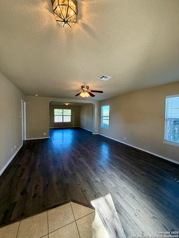 7027 Fisherman Sky, San Antonio, TX 78244