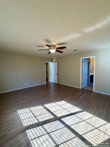 7027 Fisherman Sky, San Antonio, TX 78244