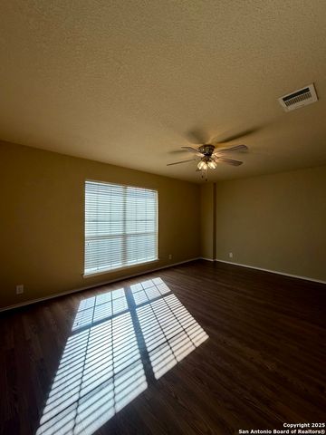 7027 Fisherman Sky, San Antonio, TX 78244