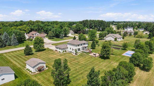 5012 2nd Street E, West Fargo, ND 58078