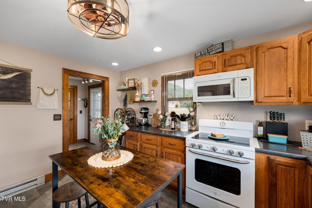 380 Riverview Drive, Johnson City, TN 37601