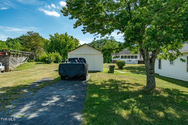 380 Riverview Drive, Johnson City, TN 37601