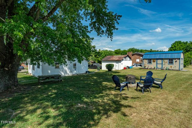380 Riverview Drive, Johnson City, TN 37601