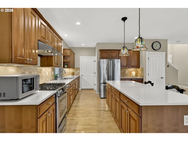 2442 Nw PARNELL Ter, Portland, OR 97229