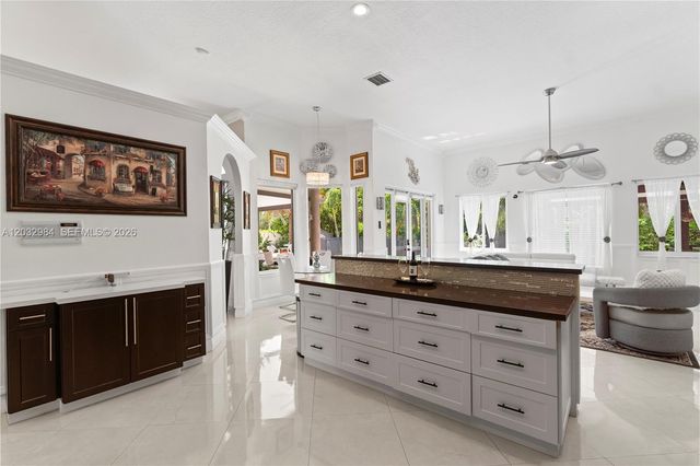 16601 SW 87th Court, Palmetto Bay, FL 33157