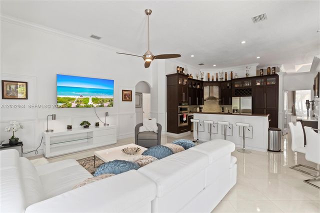 16601 SW 87th Court, Palmetto Bay, FL 33157