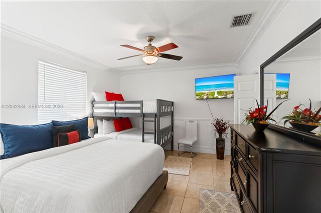 16601 SW 87th Court, Palmetto Bay, FL 33157