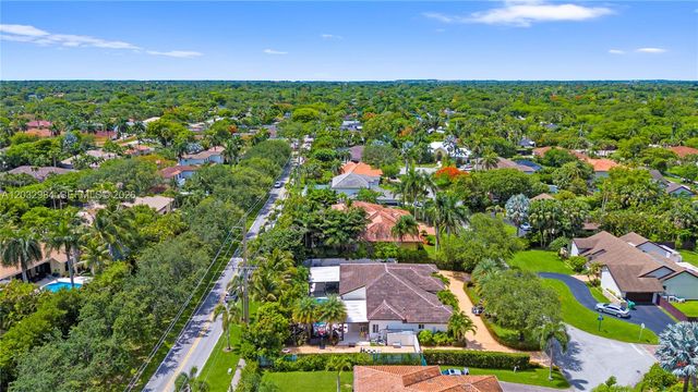 16601 SW 87th Court, Palmetto Bay, FL 33157