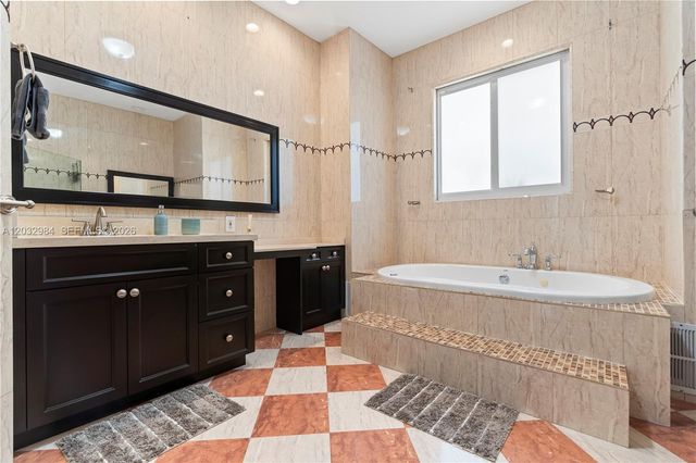 16601 SW 87th Court, Palmetto Bay, FL 33157