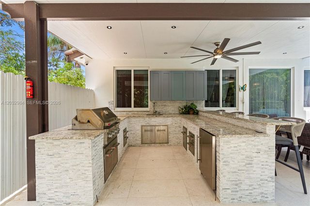 16601 SW 87th Court, Palmetto Bay, FL 33157