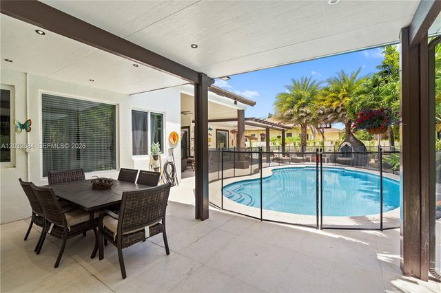 16601 SW 87th Court, Palmetto Bay, FL 33157