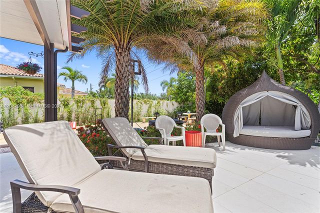 16601 SW 87th Court, Palmetto Bay, FL 33157