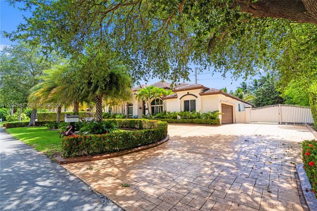 16601 SW 87th Court, Palmetto Bay, FL 33157