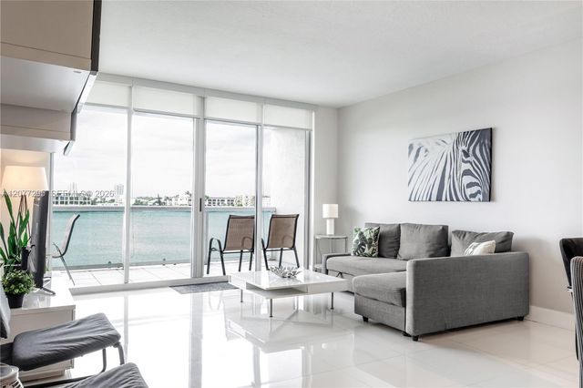 17050 N Bay Road 406, Sunny Isles Beach, FL 33160