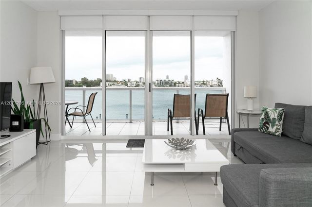 17050 N Bay Road 406, Sunny Isles Beach, FL 33160