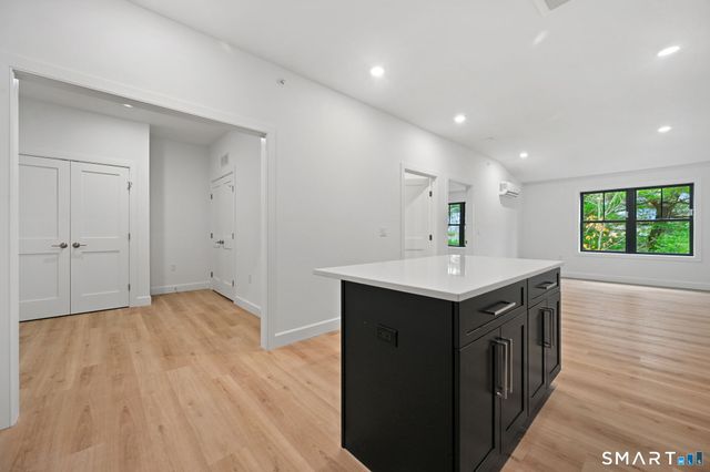 131 Beach Road 202, Fairfield, CT 06824