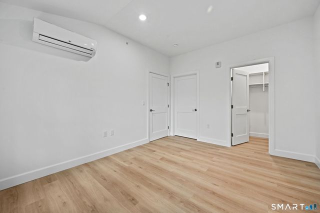 131 Beach Road 202, Fairfield, CT 06824