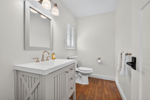 11352 Briarwood Place, North Palm Beach, FL 33408