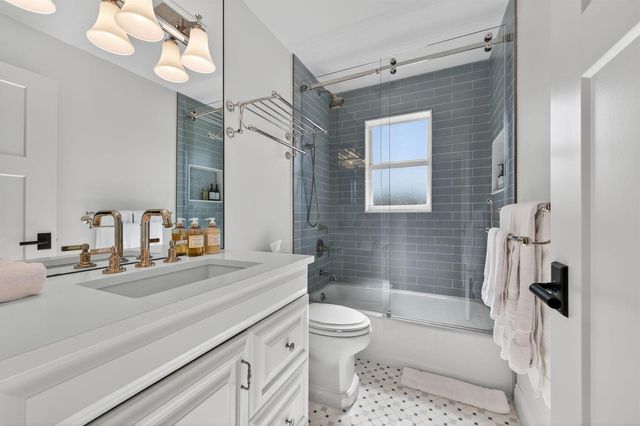 11352 Briarwood Place, North Palm Beach, FL 33408