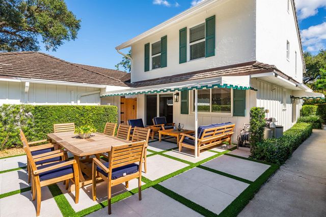 11352 Briarwood Place, North Palm Beach, FL 33408