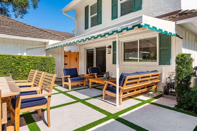 11352 Briarwood Place, North Palm Beach, FL 33408