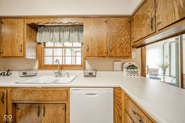 812 Eastgate Drive, Anderson, IN 46012