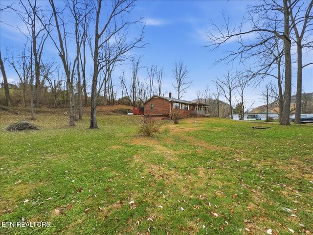563 Washington Ave, Harrogate, TN 37752