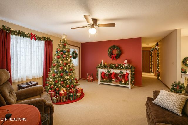 563 Washington Ave, Harrogate, TN 37752