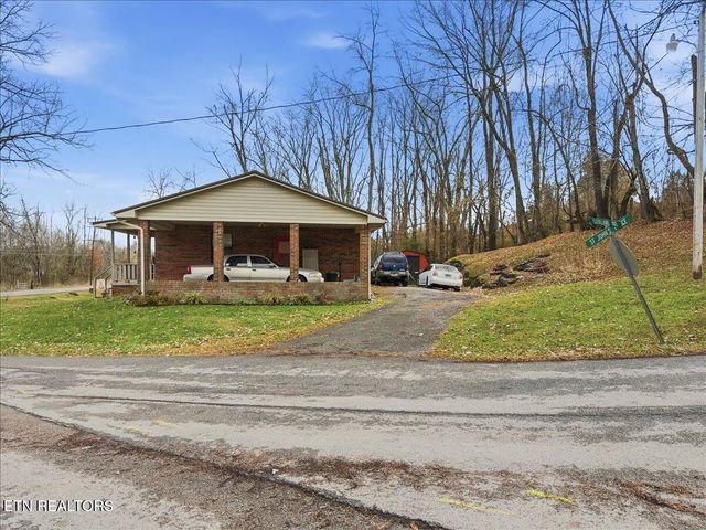 563 Washington Ave, Harrogate, TN 37752