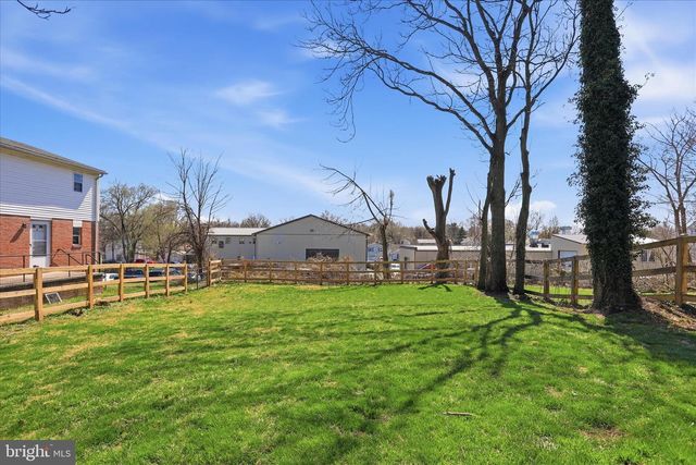 218 E 4TH AVE, Ranson, WV 25438