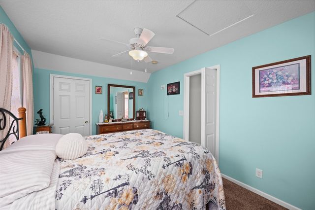 341 W 30th Street, Davenport, IA 52803