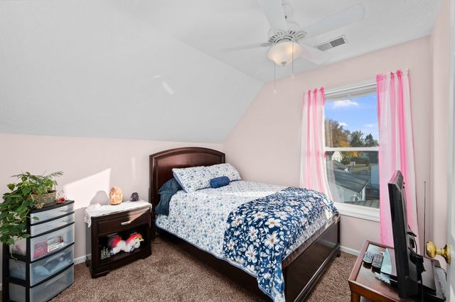 341 W 30th Street, Davenport, IA 52803