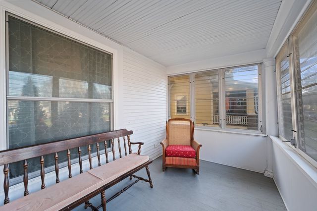 341 W 30th Street, Davenport, IA 52803