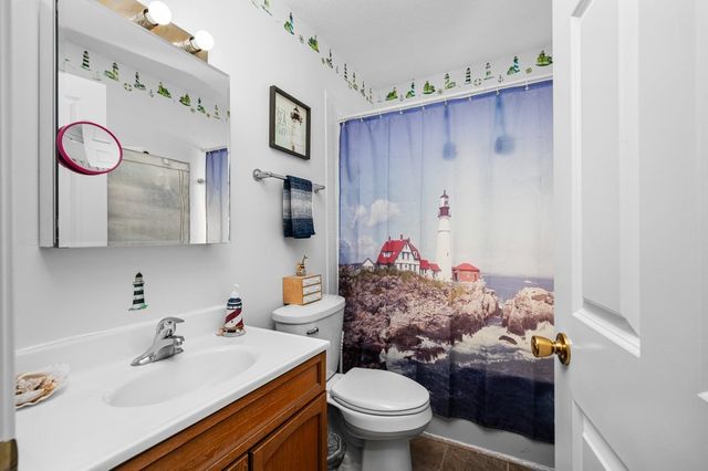 341 W 30th Street, Davenport, IA 52803