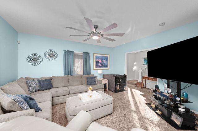 341 W 30th Street, Davenport, IA 52803