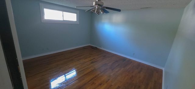 1424 Norwood Ave, El Dorado, KS 67042