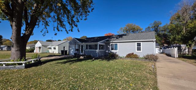 1424 Norwood Ave, El Dorado, KS 67042