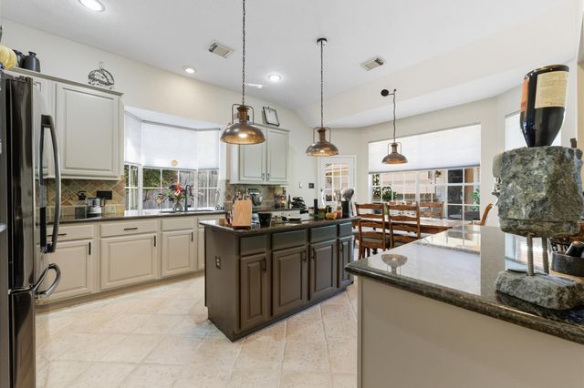 3819 Echo Mountain Drive, Houston, TX 77345