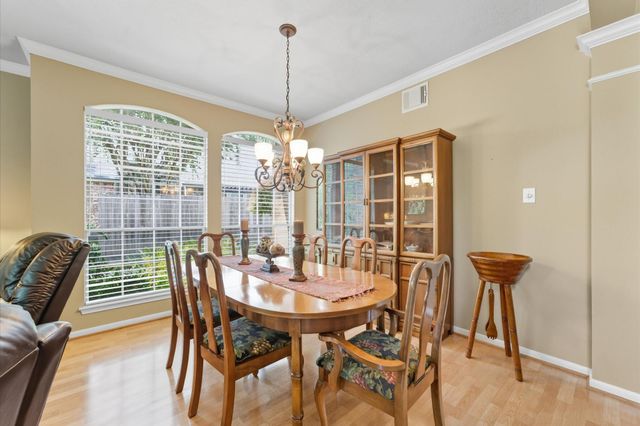3819 Echo Mountain Drive, Houston, TX 77345