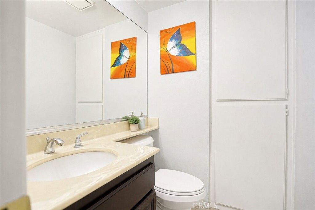 Image 11 of property listing at 1872 #39 W Falmouth, Anaheim, CA 92801