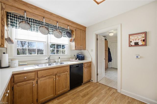 955 Kings Fork RD, Suffolk, VA 23434