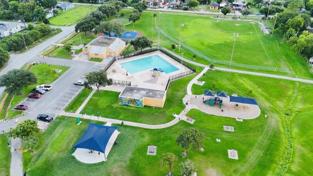 3412 Russell Street, Houston, TX 77026