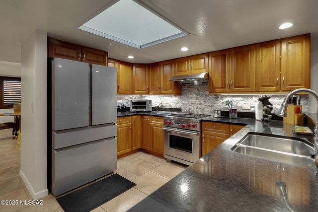 5112 N Fort Buchanan Trail, Tucson, AZ 85750