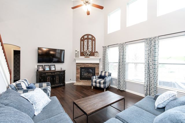 133 Deerfoot Ct, Hendersonville, TN 37075