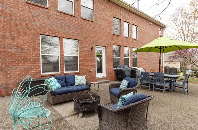 133 Deerfoot Ct, Hendersonville, TN 37075