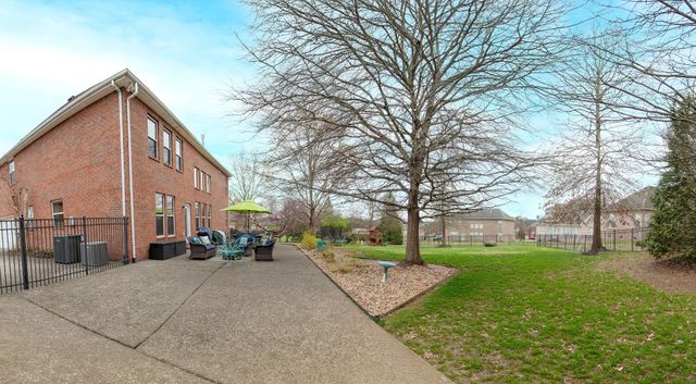 133 Deerfoot Ct, Hendersonville, TN 37075