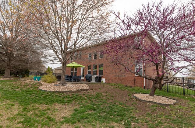 133 Deerfoot Ct, Hendersonville, TN 37075